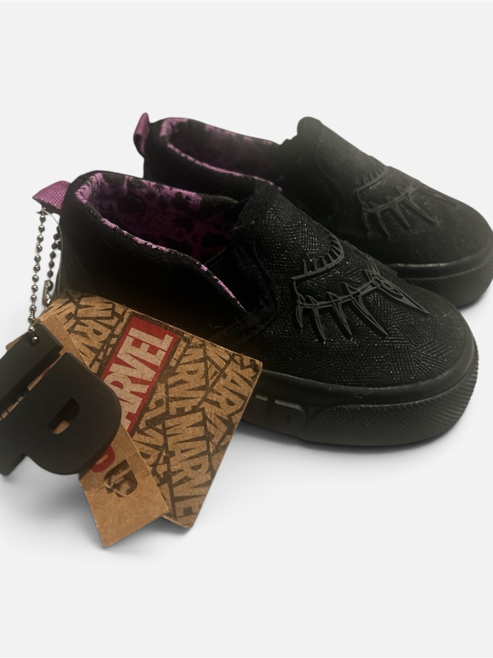 NWT Ground Up Marvel Black Panther Slip On Sneakers size 6